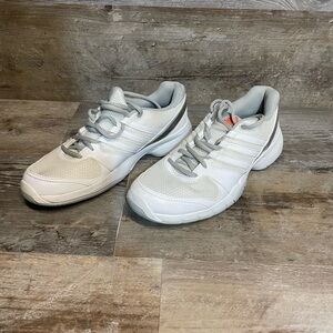 Adidas Bercuda 3 White Athletic Shoe Women's Size 7.5.